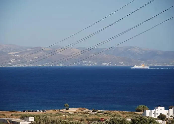 White House With Sea View