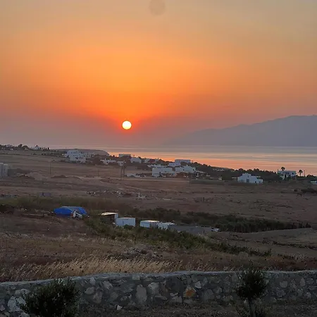 White House With Sea View Tatil Evi