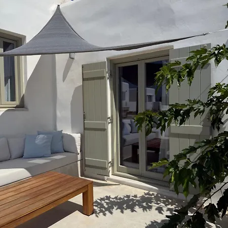 White House With Sea View * Ambelas